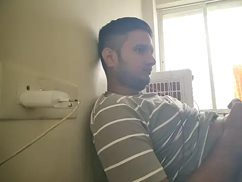 Jonrobinso online show from July 2026 06:00:01 AM