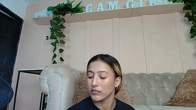 miranda villa online show from October 2025 07:29:02 PM