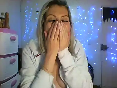 alixia81 online show from February 2025 02:28:01 AM