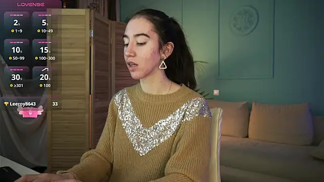 Belle Via online show from November 2025 04:43:02 PM