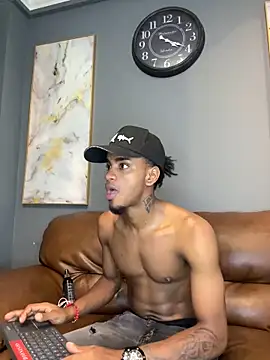 AaronCruz  online show from January 2025 07:46:01 PM