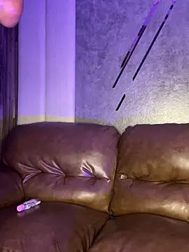 AaronCruz  online show from March 2025 11:02:01 PM