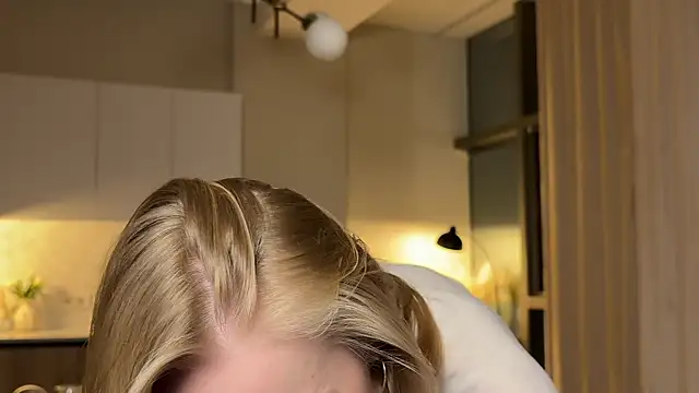 PollyAgata online show from May 2026 08:06:01 PM