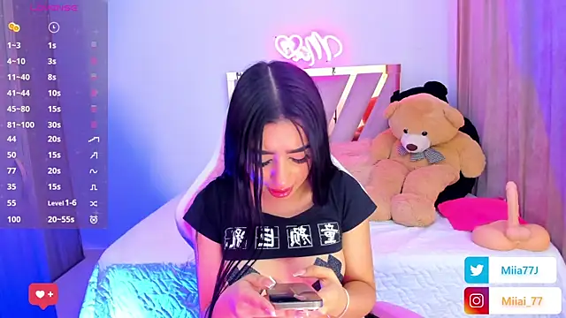 Miia77  online show from September 2025 02:13:02 AM