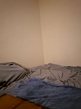 Snapshot of fox--3 chatting on February 2026 09:09:02 PM fox--3 online show from February 2026 09:09:02 PM