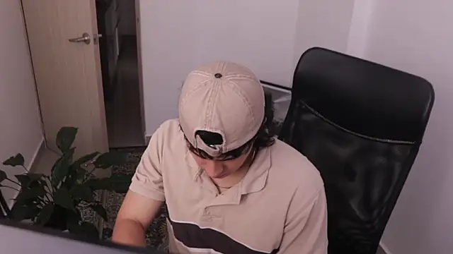 Tony Hoffa online show from February 2026 08:36:02 PM