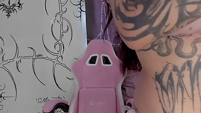 AlyRoses online show from July 2026 04:29:02 PM