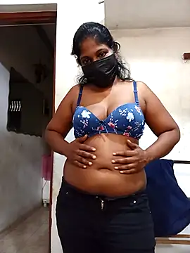 Snapshot of Aroma_Sl chatting on March 2025 06:05:01 AM Aroma Sl online show from March 2025 06:05:01 AM