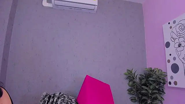 Tiffany mendez online show from April 2026 12:09:02 PM