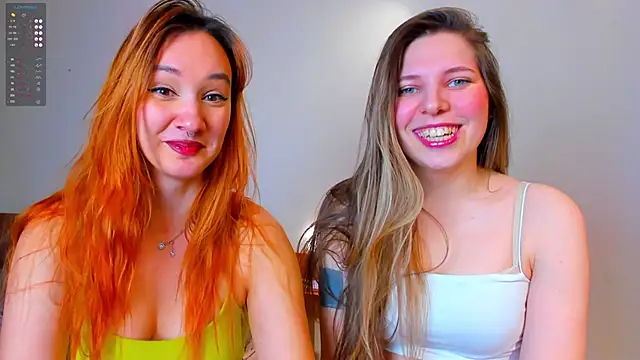 Snapshot of Annie_aww chatting on December 2024 09:45:01 PM Annie aww online show from December 2024 09:45:01 PM