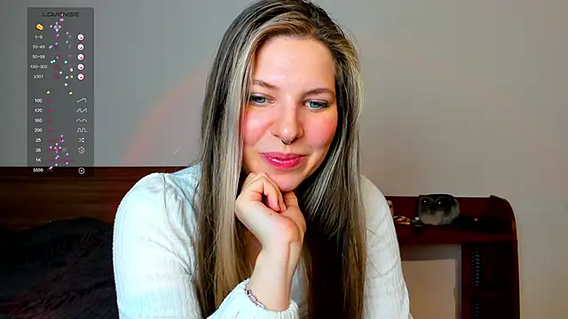 Snapshot of Annie_aww chatting on February 2025 09:51:01 PM Annie aww online show from February 2025 09:51:01 PM