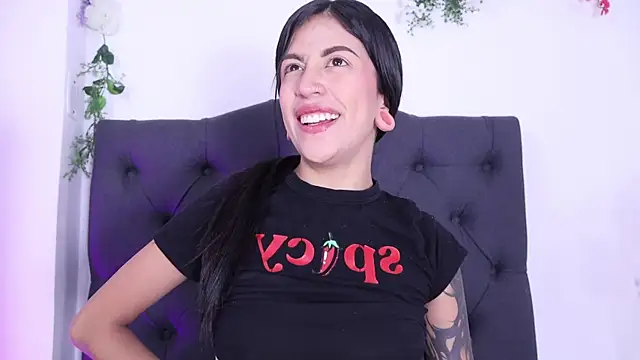 JulessCornett online show from April 2026 08:32:02 PM