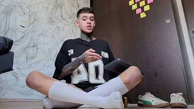 Saturno v online show from February 2026 01:07:02 PM