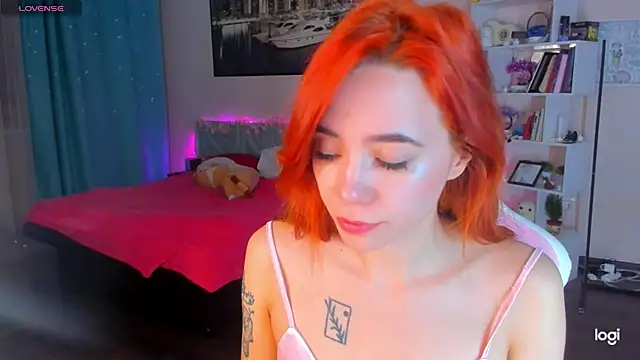 Snapshot of Ramona_Johnson chatting on December 2024 02:27:02 AM Ramona Johnson online show from December 2024 02:27:02 AM