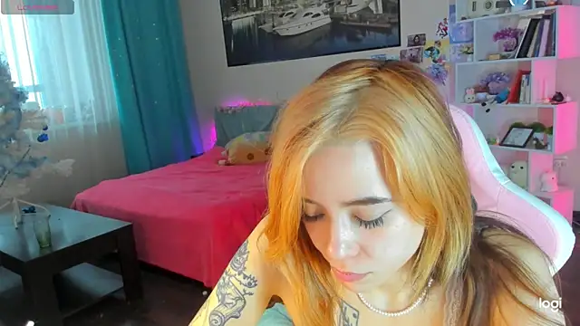 Snapshot of Ramona_Johnson chatting on January 2025 07:07:01 AM Ramona Johnson online show from January 2025 07:07:01 AM