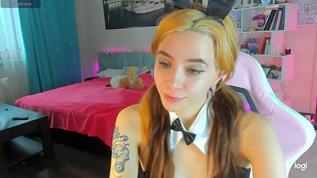 Snapshot of Ramona_Johnson chatting on February 2025 07:29:01 AM Ramona Johnson online show from February 2025 07:29:01 AM