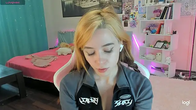 Snapshot of Ramona_Johnson chatting on February 2025 11:57:02 AM Ramona Johnson online show from February 2025 11:57:02 AM