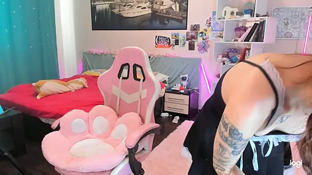 Snapshot of Ramona_Johnson chatting on February 2025 10:04:02 AM Ramona Johnson online show from February 2025 10:04:02 AM