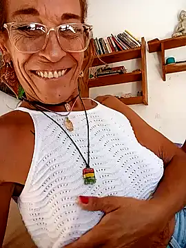 Snapshot of sabinytahot chatting on February 2025 06:38:01 PM sabinytahot online show from February 2025 06:38:01 PM