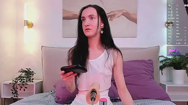 Dearly kitty online show from May 2026 02:13:02 PM