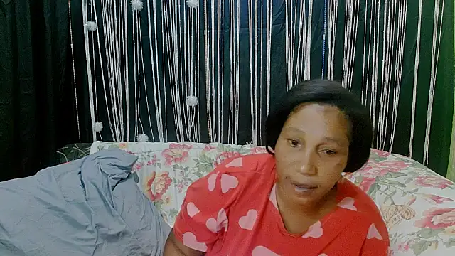 Snapshot of SexcGals chatting on November 2025 06:42:02 PM SexcGals online show from November 2025 06:42:02 PM