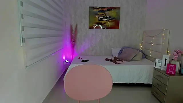 Keni malf online show from September 2025 03:17:01 AM