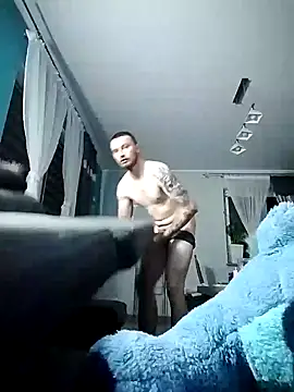 wariacik0024 online show from March 2025 10:08:02 PM