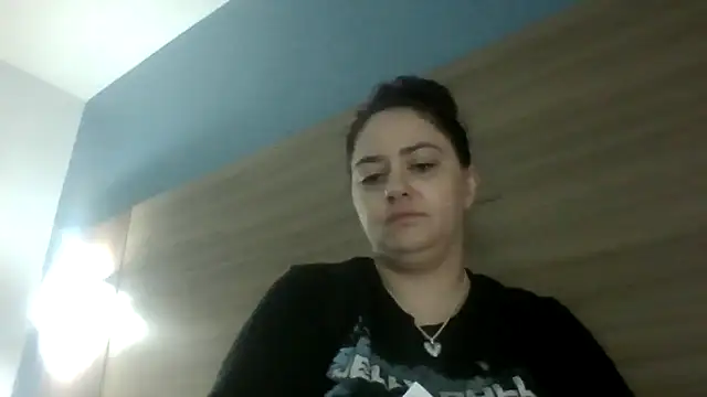 lilbishmiss online show from May 2026 04:15:02 PM