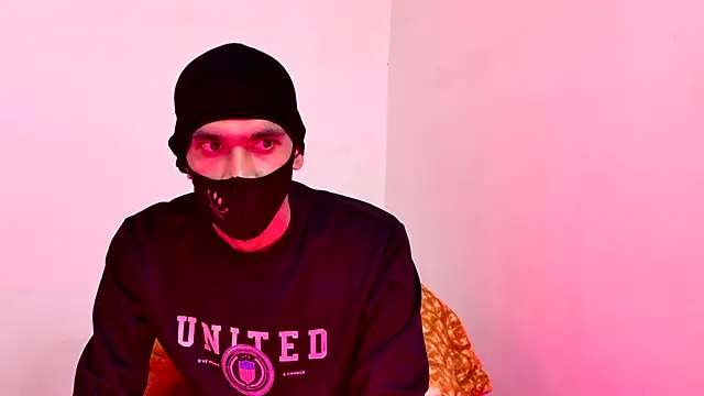 Snapshot of Habibi_big_b chatting on November 2025 08:47:01 AM Habibi big b online show from November 2025 08:47:01 AM