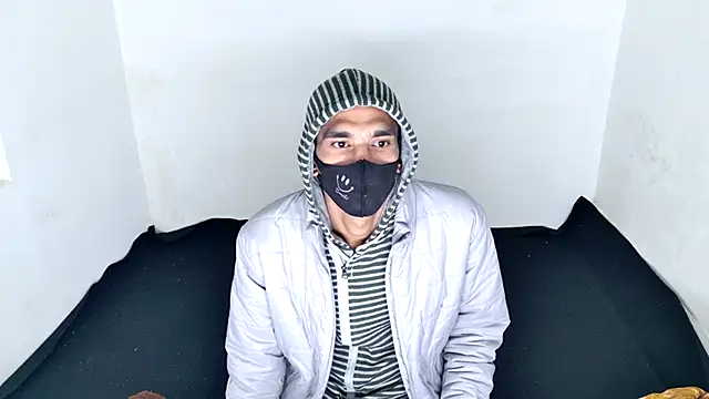 Snapshot of Habibi_big_b chatting on November 2025 10:51:02 AM Habibi big b online show from November 2025 10:51:02 AM