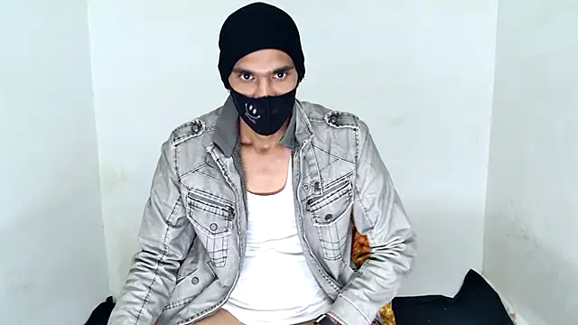 Snapshot of Habibi_big_b chatting on November 2025 11:18:01 PM Habibi big b online show from November 2025 11:18:01 PM