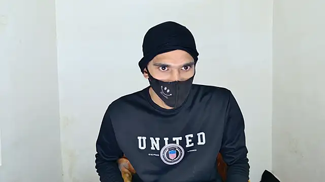 Snapshot of Habibi_big_b chatting on December 2025 08:09:02 AM Habibi big b online show from December 2025 08:09:02 AM