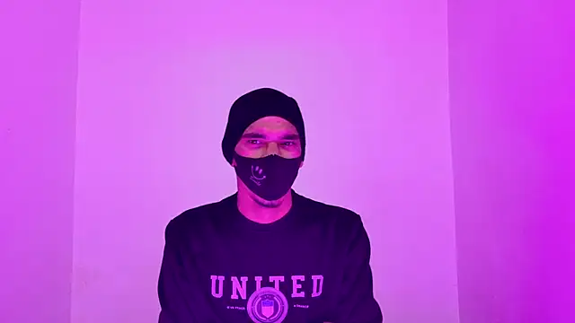 Snapshot of Habibi_big_b chatting on December 2025 04:41:02 AM Habibi big b online show from December 2025 04:41:02 AM