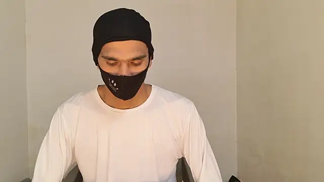 Snapshot of Habibi_big_b chatting on January 2026 09:58:02 AM Habibi big b online show from January 2026 09:58:02 AM