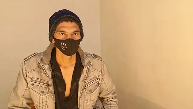 Snapshot of Habibi_big_b chatting on January 2026 03:00:01 AM Habibi big b online show from January 2026 03:00:01 AM