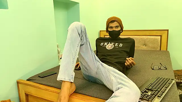 Snapshot of Habibi_big_b chatting on February 2026 12:56:01 PM Habibi big b online show from February 2026 12:56:01 PM