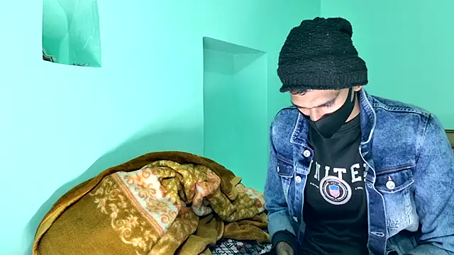 Snapshot of Habibi_big_b chatting on February 2026 01:22:02 PM Habibi big b online show from February 2026 01:22:02 PM