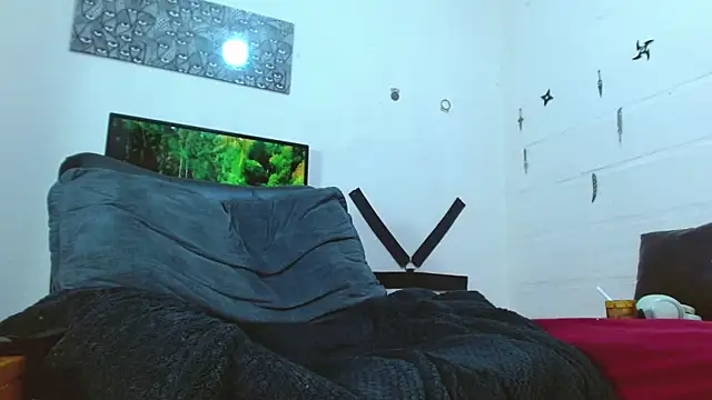 Snapshot of targuerian22 chatting on December 2024 04:09:01 AM targuerian22 online show from December 2024 04:09:01 AM