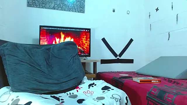 Snapshot of targuerian22 chatting on January 2025 04:04:01 AM targuerian22 online show from January 2025 04:04:01 AM