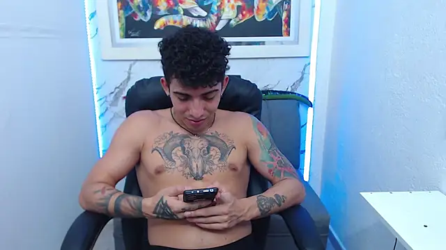 Snapshot of targuerian22 chatting on September 2025 06:46:01 AM targuerian22 online show from September 2025 06:46:01 AM