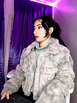 hanna  azumi online show from February 2025 03:47:02 AM