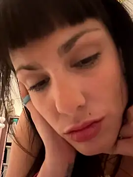 Zairaisak online show from October 2025 01:50:02 AM