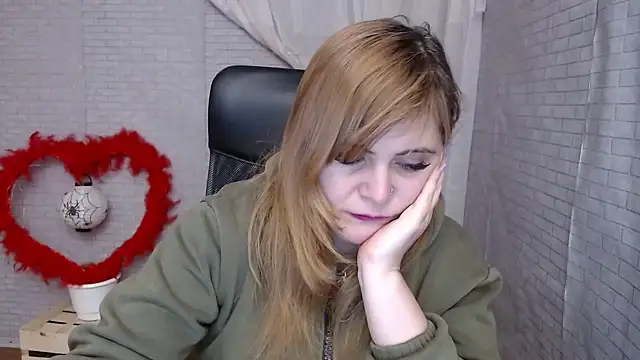 DaniellaKiss online show from February 2025 07:27:01 PM