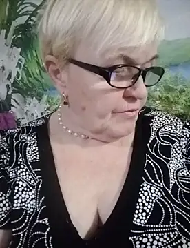 VioletSweet566 online show from December 2024 11:27:01 AM