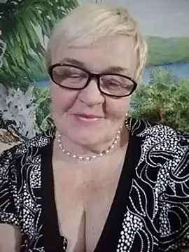 VioletSweet566 online show from December 2024 07:56:01 PM