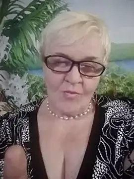 VioletSweet566 online show from December 2024 11:03:01 PM