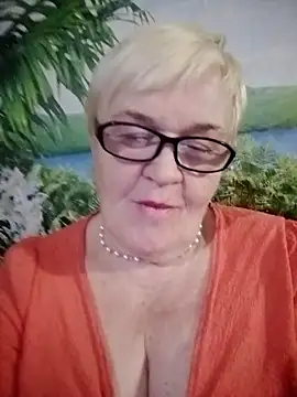 VioletSweet566 online show from December 2024 06:26:01 PM