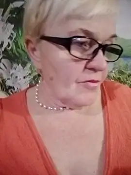 VioletSweet566 online show from December 2024 09:55:01 PM