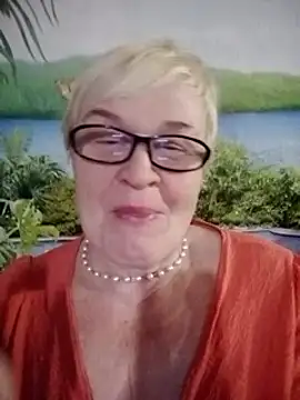 VioletSweet566 online show from December 2024 01:02:01 AM