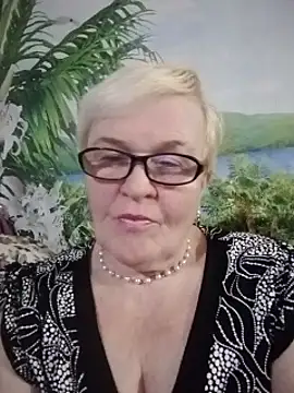 VioletSweet566 online show from December 2024 05:00:01 PM